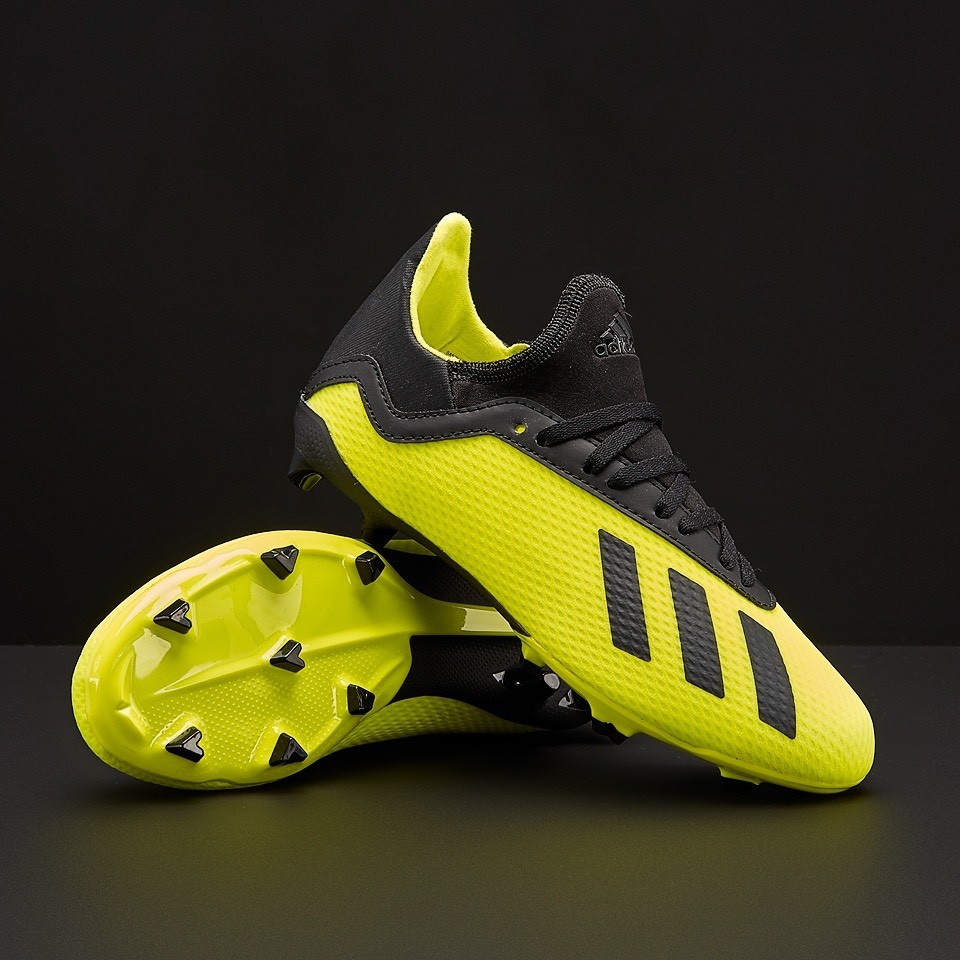 kids football boots size 3